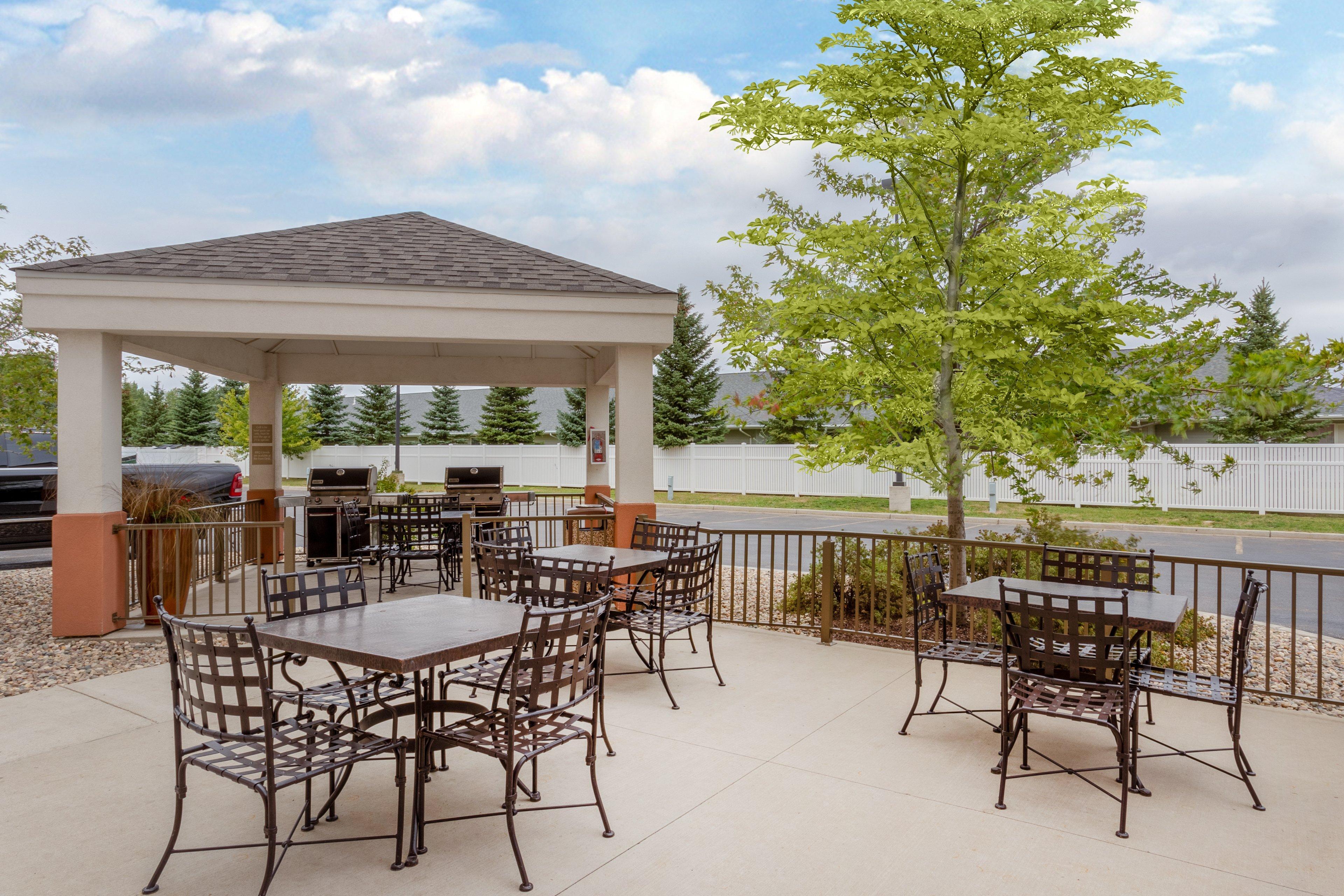 Candlewood Suites Minot By Ihg Esterno foto