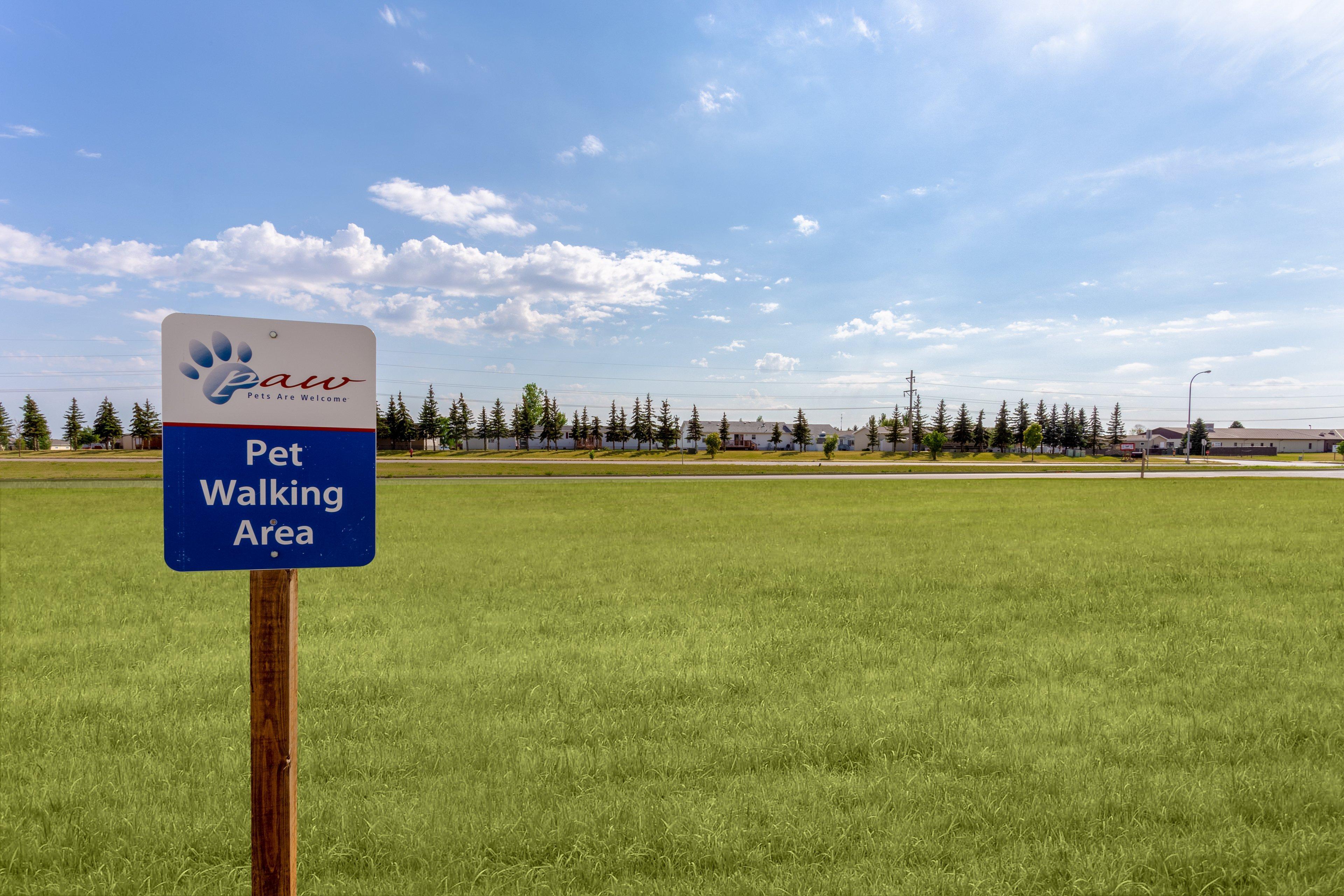 Candlewood Suites Minot By Ihg Esterno foto
