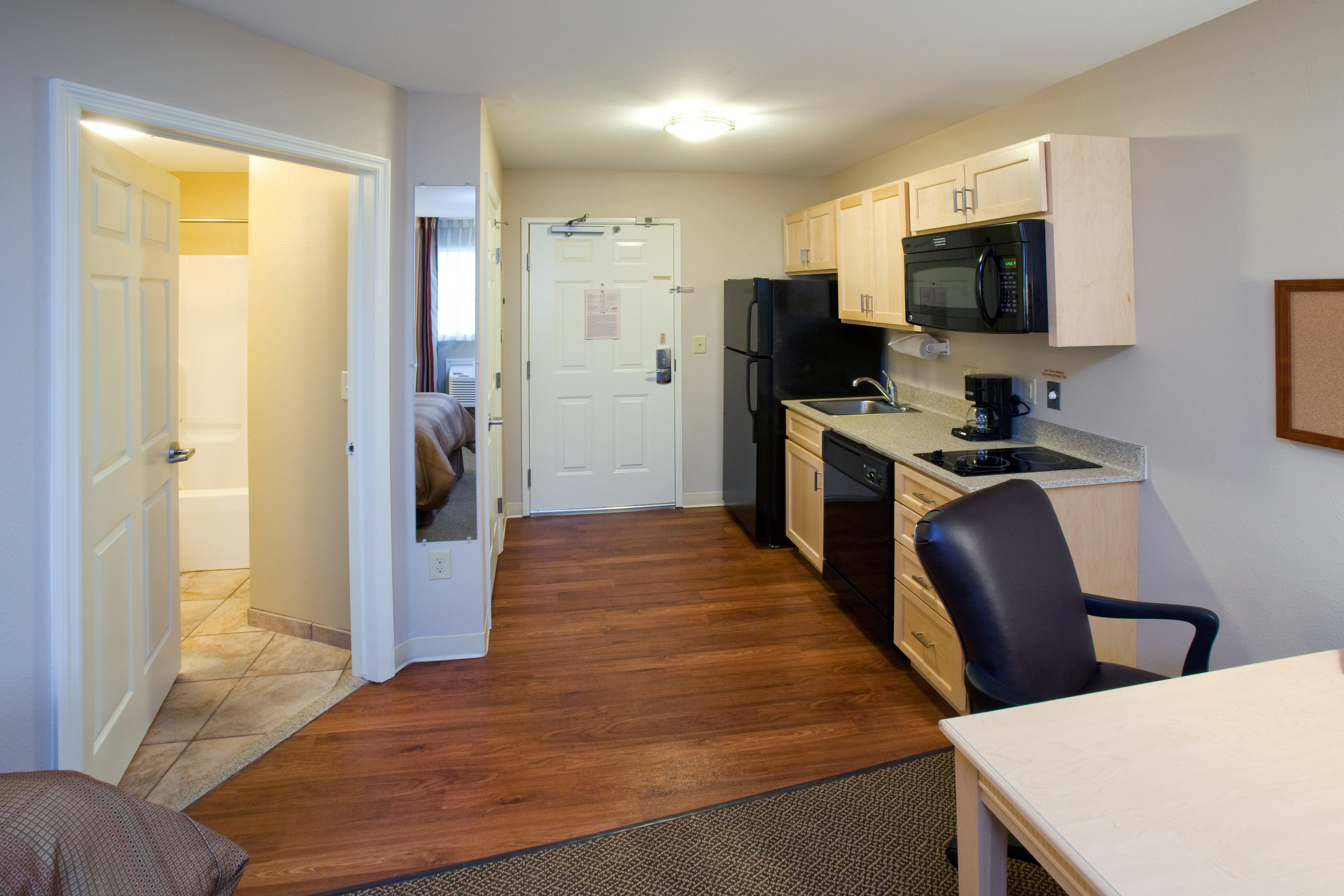 Candlewood Suites Minot By Ihg Esterno foto