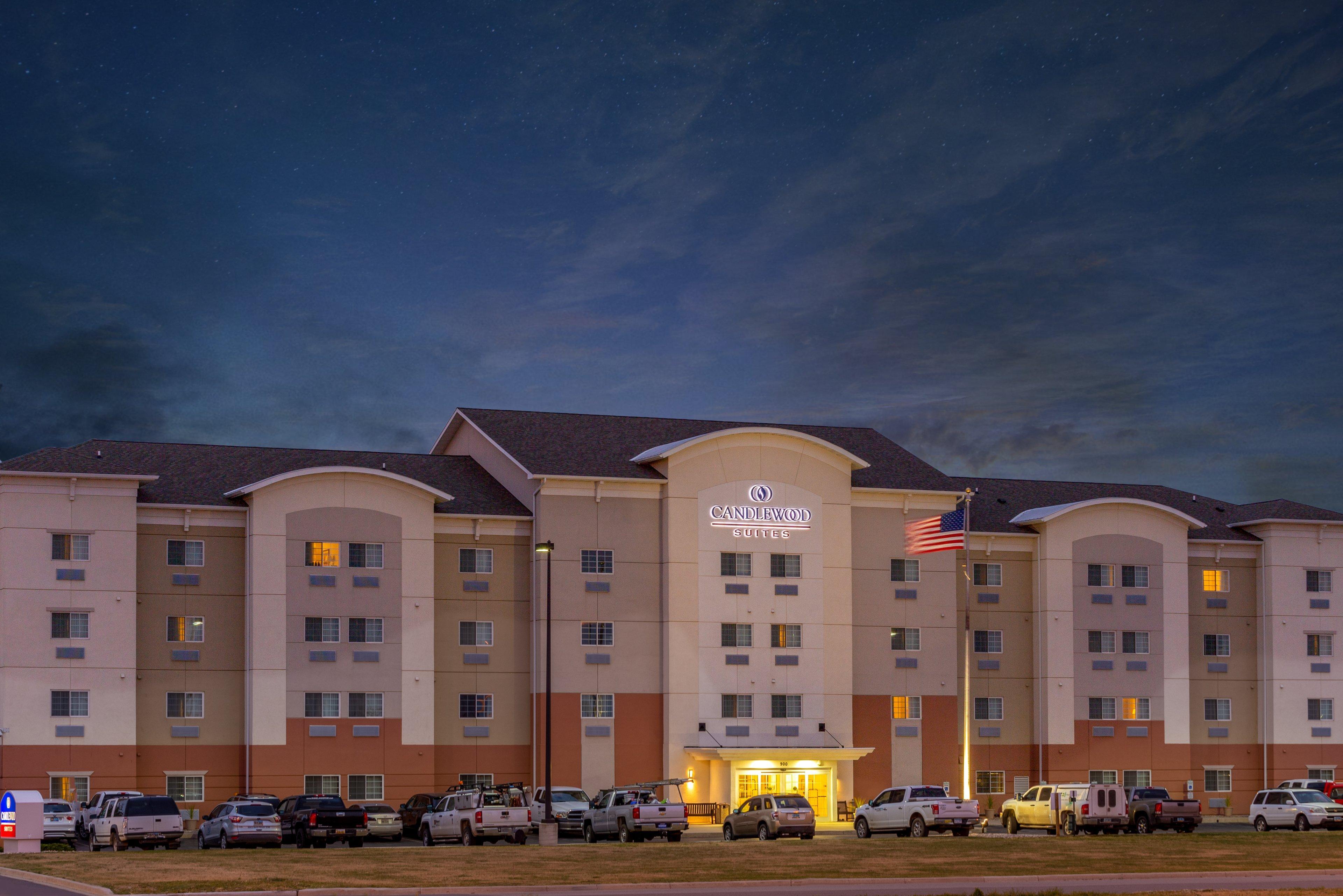 Candlewood Suites Minot By Ihg Esterno foto