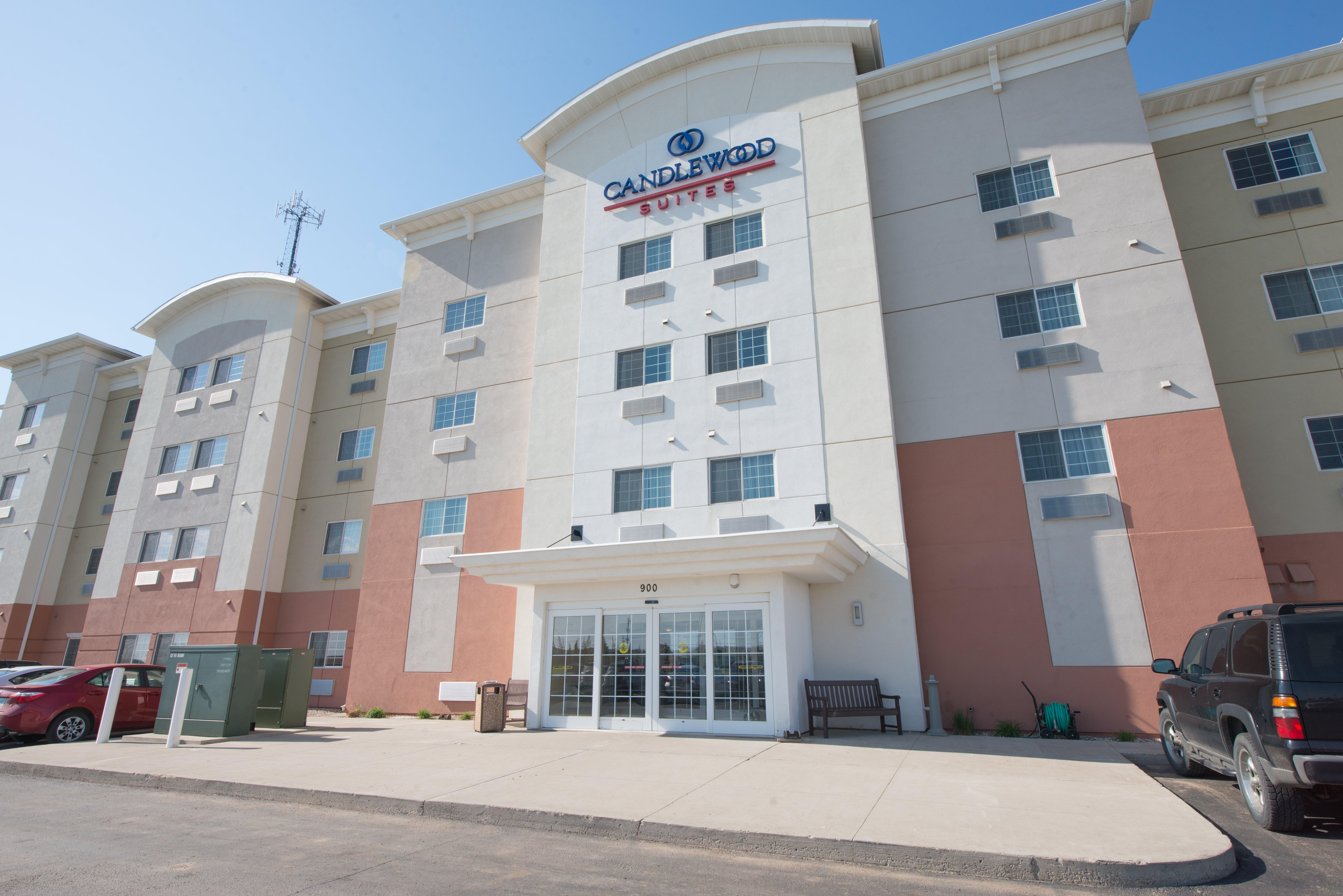 Candlewood Suites Minot By Ihg Esterno foto